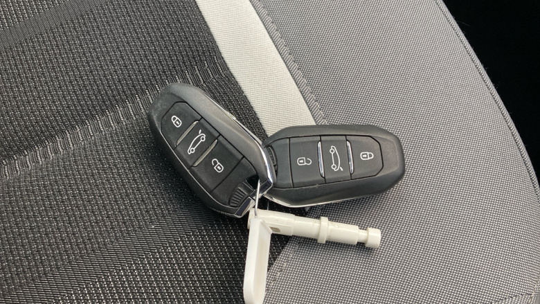 Vauxhall Mokka 100kW Elite Premium 50kWh 5dr Auto Electric Hatchback